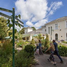 Penlee House Gallery & Museum