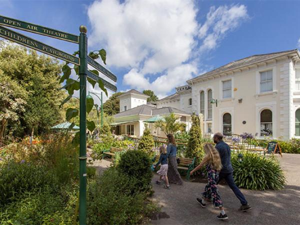 Penlee House Gallery & Museum