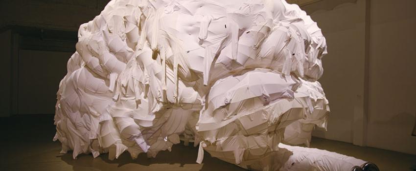 Yin Xiuzhen: Heart to Heart